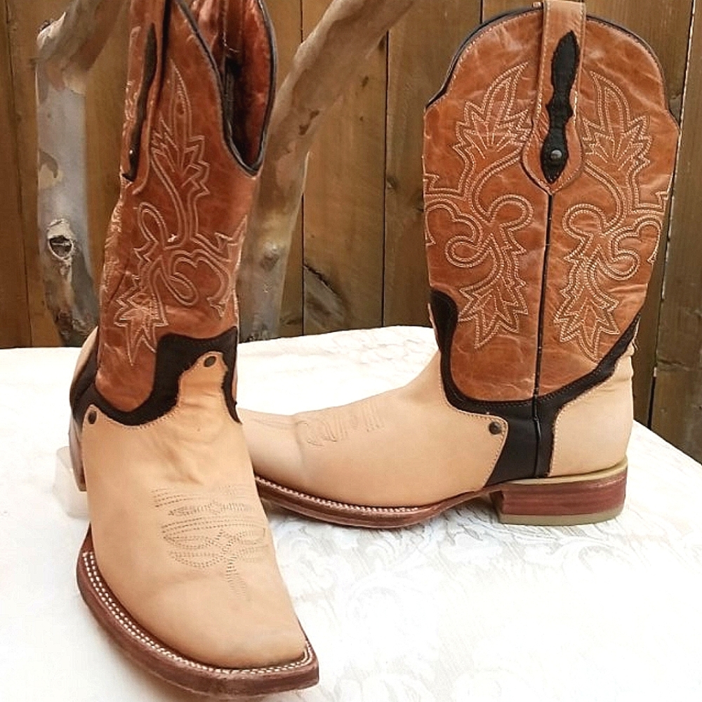 INNOVATION Western cowboy boots SIZE 7 USA/ 26 Mex